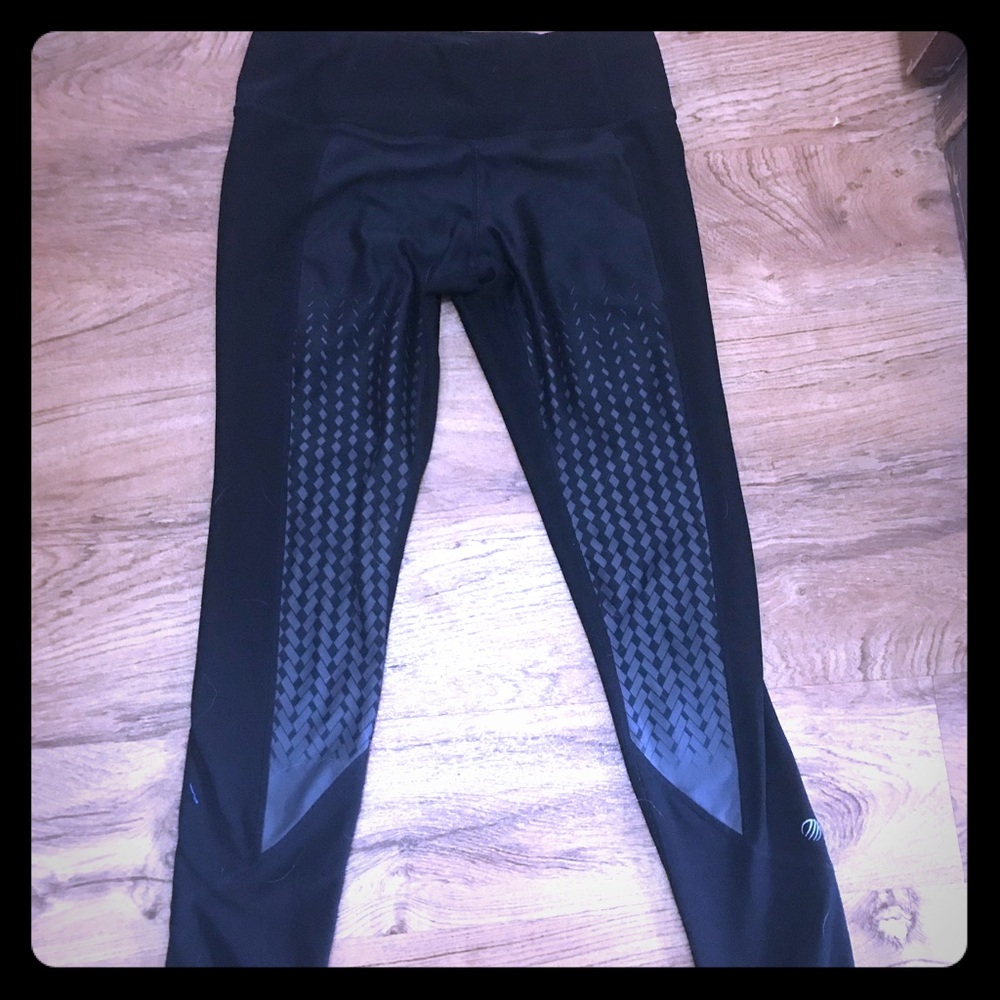 MPG yoga pants